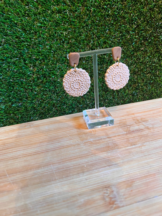 Cream Medallion with wood accent